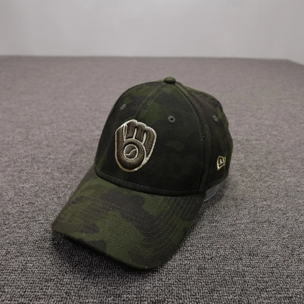 Milwaukee Brewers Hat Cap Fitted Mens Medium Camo MLB Baseball 39THIRTY New Era